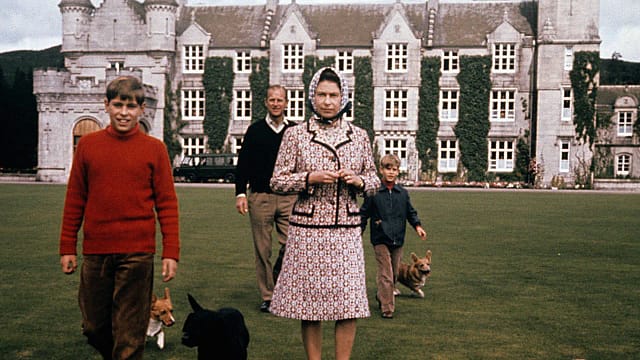 Muere la Reina Isabel II, tras más de 70 años de reinado