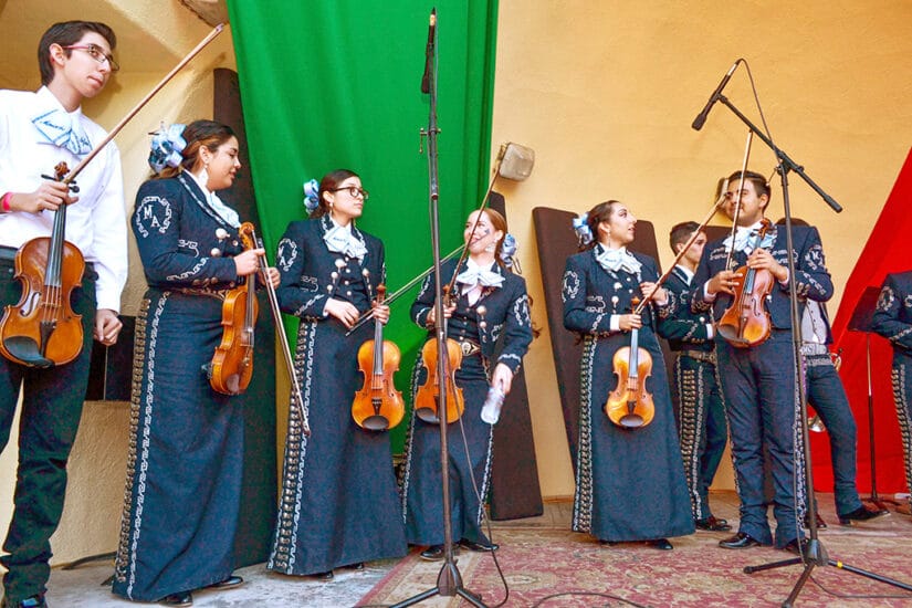 Bisbee Mariachi Festival, espera asistencia récord • Sun Magazine Arizona